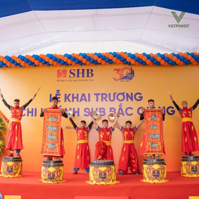 Việc chọn chủ đề phù hợp là bước nền tảng để xây dựng toàn bộ kịch bản khai trương cửa hàng và các hoạt động đi kèm.