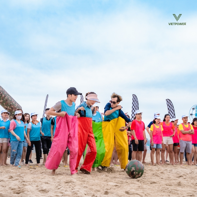 Concept “Team Building” Bãi biển