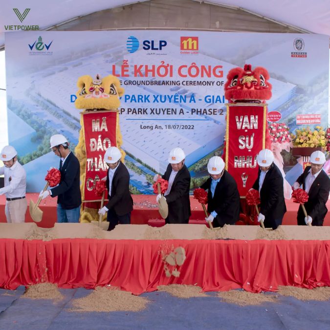 Tổng hợp mẫu băng rôn khởi động 2025