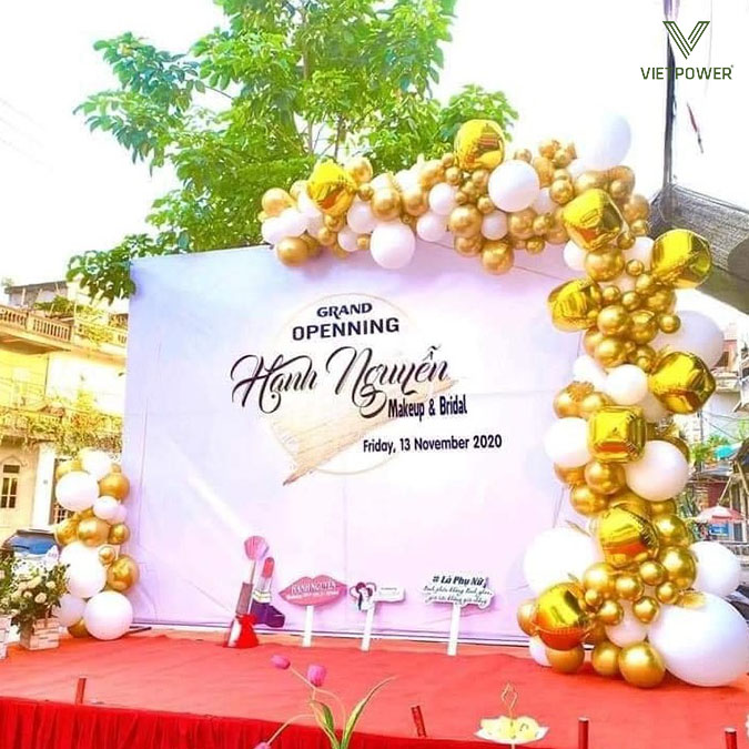Banner backdrop khai trương cửa hàng makeup và váy cưới