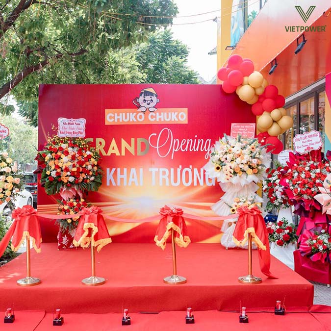 Banner backdrop khai trương trang trí đẹp mắt