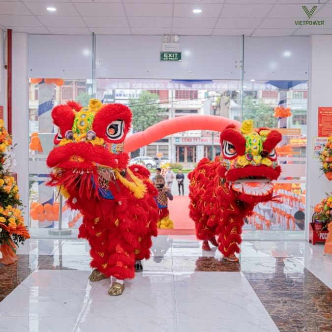 Một kịch bản khai trương quán cafe được xây dựng bài bản không chỉ giúp chương trình diễn ra suôn sẻ mà còn thể hiện sự chuyên nghiệp và chỉn chu trong mắt khách mời.
