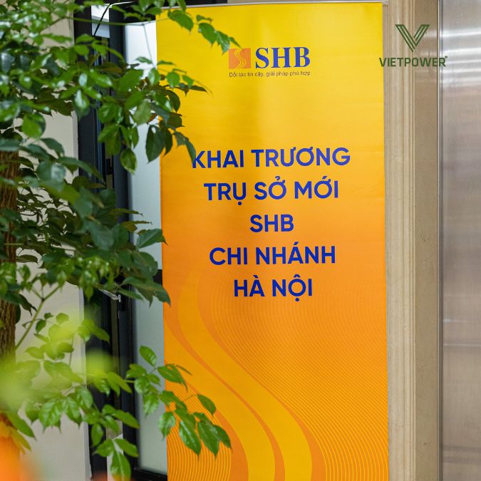 mẫu băng rôn khai trương dạng dọc