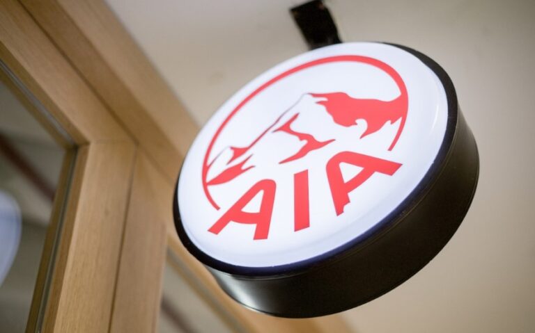 AIA Tour Event đào tạo “Khởi đầu xuất sắc – Vạn dặm vươn xa” tại Làng Nương Yên Tử