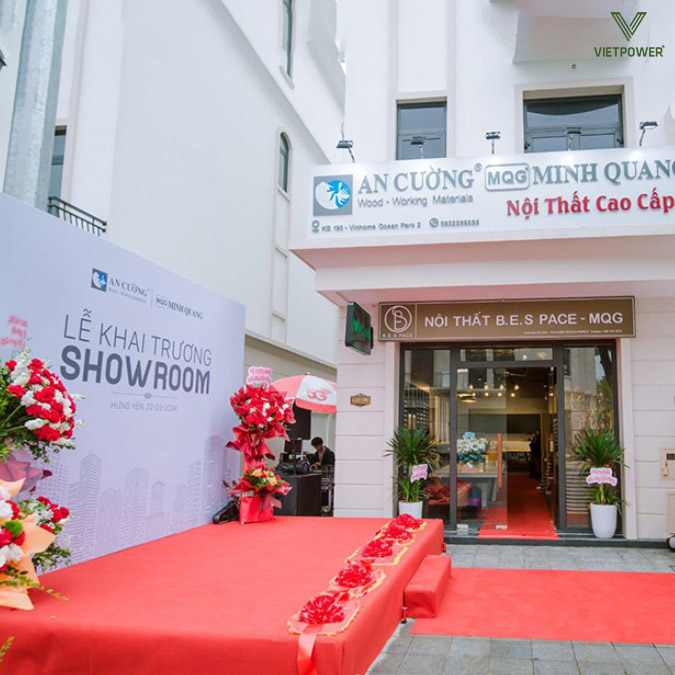 Trang trí banner khai trương showroom đơn giản hiện đại