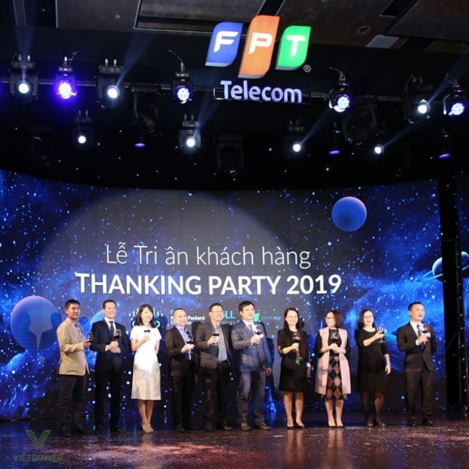 Background tri ân khách hàng phong cách hiện đại