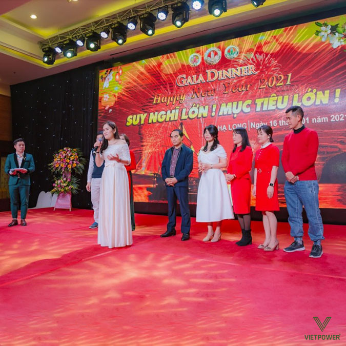 Gala dinner là thời điểm để doanh nghiệp thể hiện sự tin tưởng của khách hàng Gala dinner là thời điểm để doanh nghiệp thể hiện sự tin tưởng của khách hàng