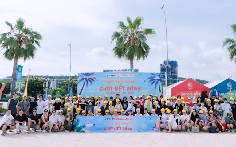 Công ty Cổ phần Bảo hiểm Ô tô Việt Nam Team Building và Gala Dinner: Hành trình “Một gia đình, chơi hết mình”