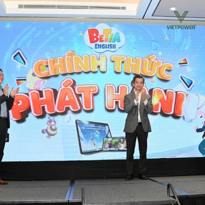 họp báo ra mắt sản phẩm mới của trung tâm anh ngữ