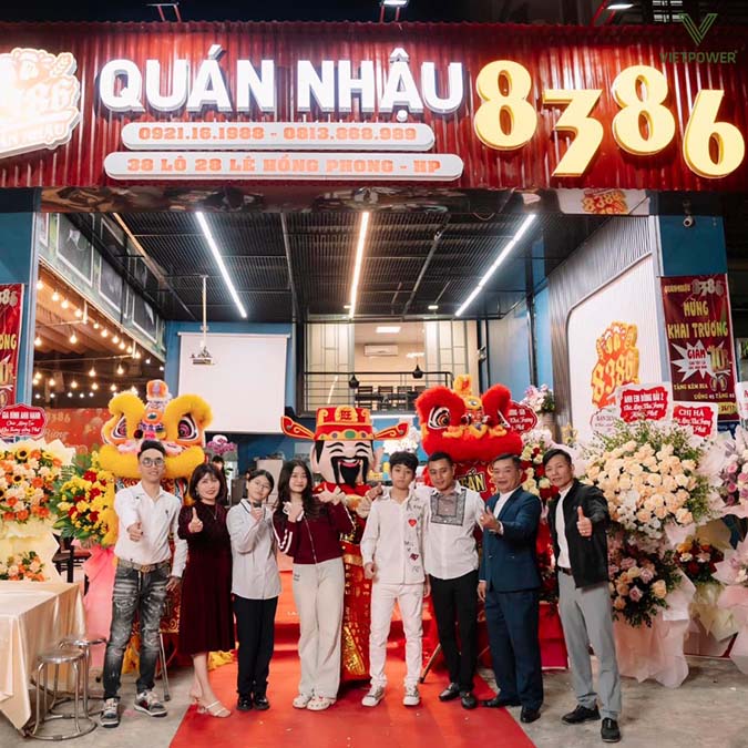 Tổ chức khai trương quán nhậu sôi động sẽ khiến thực khách tò mò và muốn ghé ngay Tổ chức khai trương quán nhậu sôi động sẽ khiến thực khách tò mò và muốn ghé ngay
