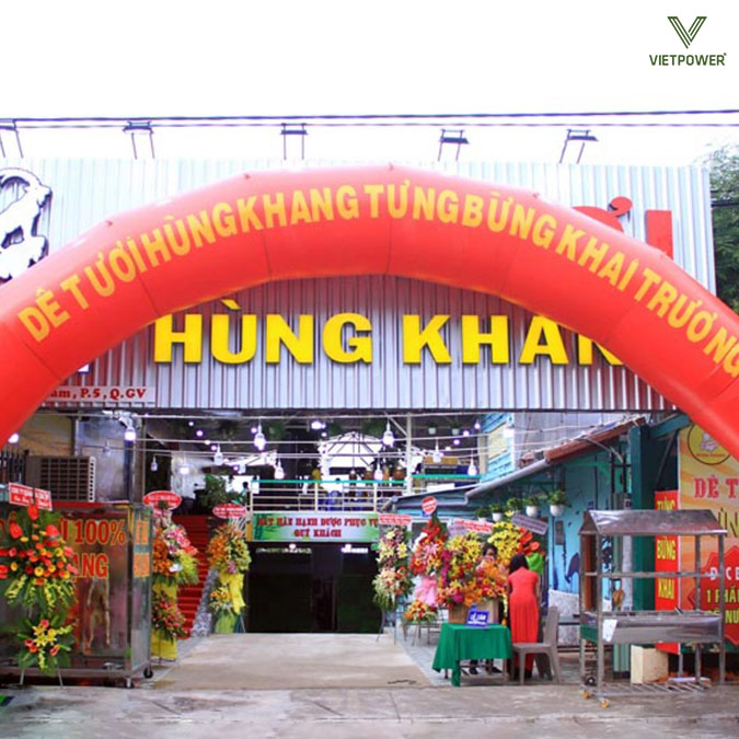 Tạo một diện mạo bắt mắt và phù hợp phong cách quán sẽ gây ấn tượng với thực khách Tạo một diện mạo bắt mắt và phù hợp phong cách quán sẽ gây ấn tượng với thực khách