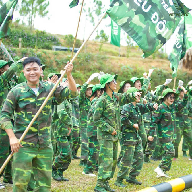 Khởi động tinh thần chiến binh với các động tác đồng bộ Khởi động tinh thần chiến binh với các động tác đồng bộ