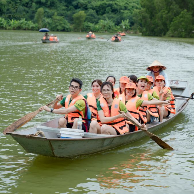 Chèo thuyền về đích cần tinh thần sức khỏe dẻo dai