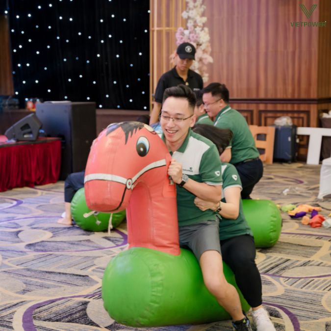 Những trò chơi giúp gắn kết mọi người