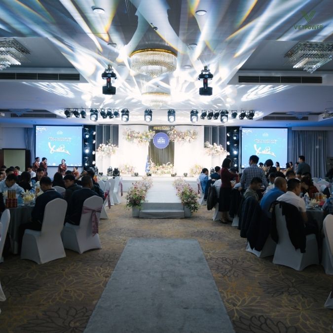 Các doanh nghiệp cũng thường tổ chức gameshow để tăng thêm phần hấp dẫn cho tiệc cuối năm