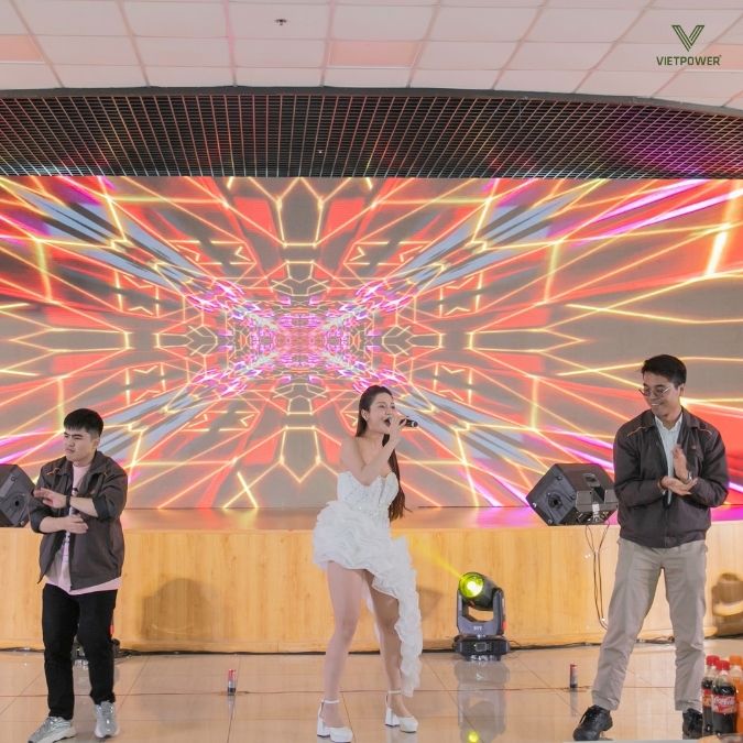 Sân khấu "Got Talent" là cơ hội để các nhân viên thể hiện tài năng của mình