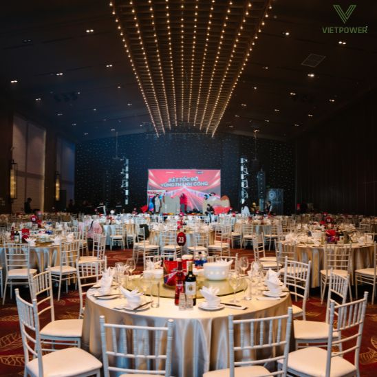Địa điểm tổ chức Year End Party có trang thiết bị hỗ trợ