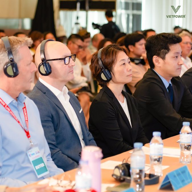 Hội thảo có yếu tố nước ngoài