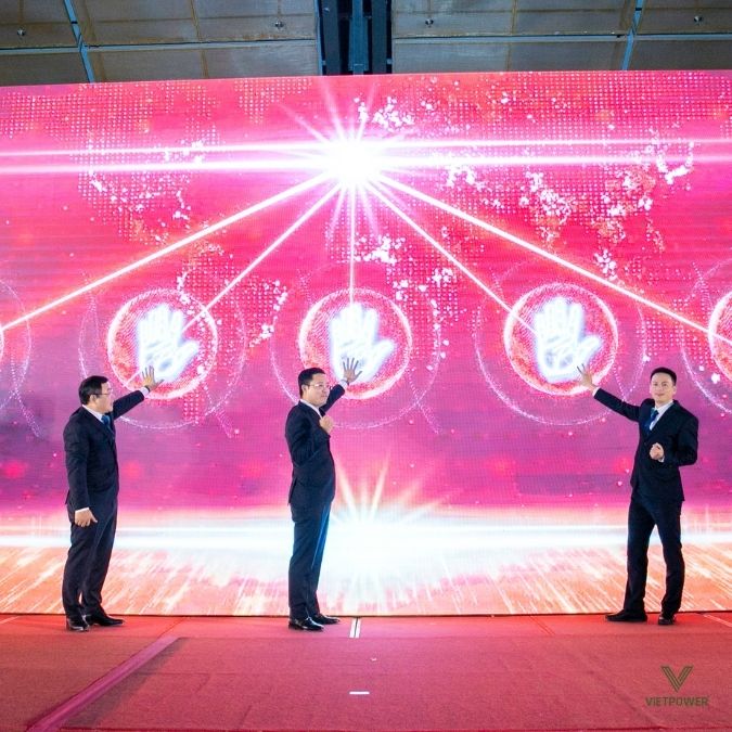 Chủ đề "Hành trình thời gian" tái hiện lại chặng đường xây dựng và phát triển của công ty