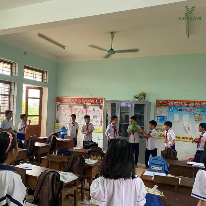 Trò chơi 20/10 trường cấp 2