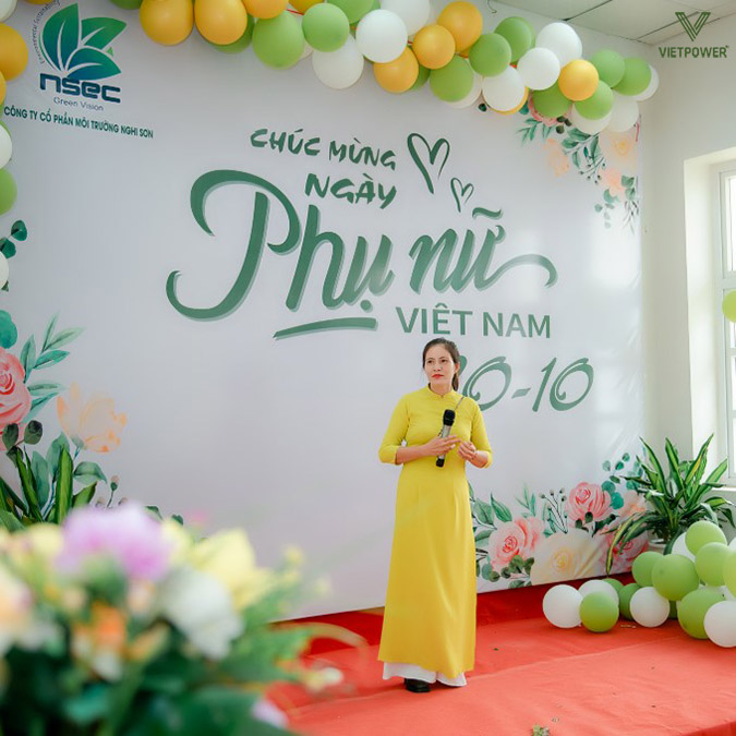 Chương trình văn nghệ là cơ hội để nhân viên thể hiện tài năng Chương trình văn nghệ là cơ hội để nhân viên thể hiện tài năng