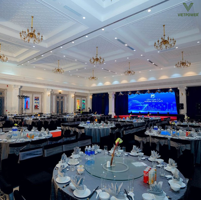 Trang trí & chuẩn bị thiết bị sự kiện tổ chức kỷ niệm thành lập công ty ấn tượng Trang trí & chuẩn bị thiết bị sự kiện tổ chức kỷ niệm thành lập công ty ấn tượng