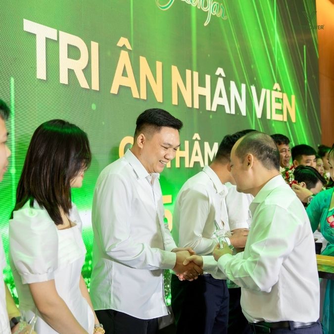 Gala Dinner kết hợp trao giải - vinh danh - tri ân nhân viên, khách hàng