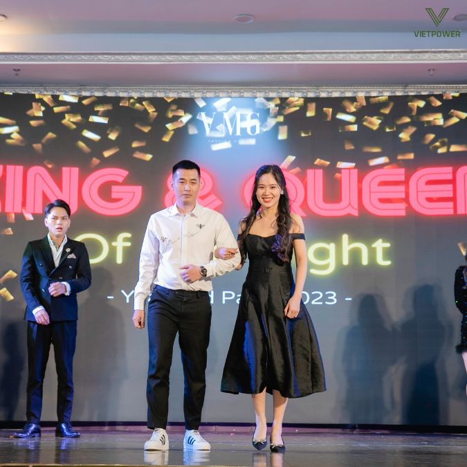 Không khí sôi động hơn bao giờ hết khi tổ chứ King and Queen