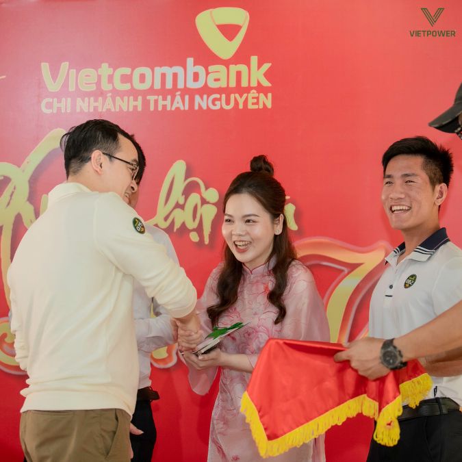 Vinh danh những cá nhân, tập thể có thành tích trong năm vừa qua