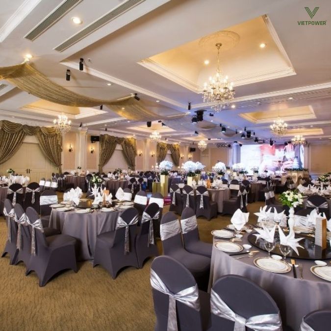 Metropole Saigon mang đến không gian sang trọng và cổ điển