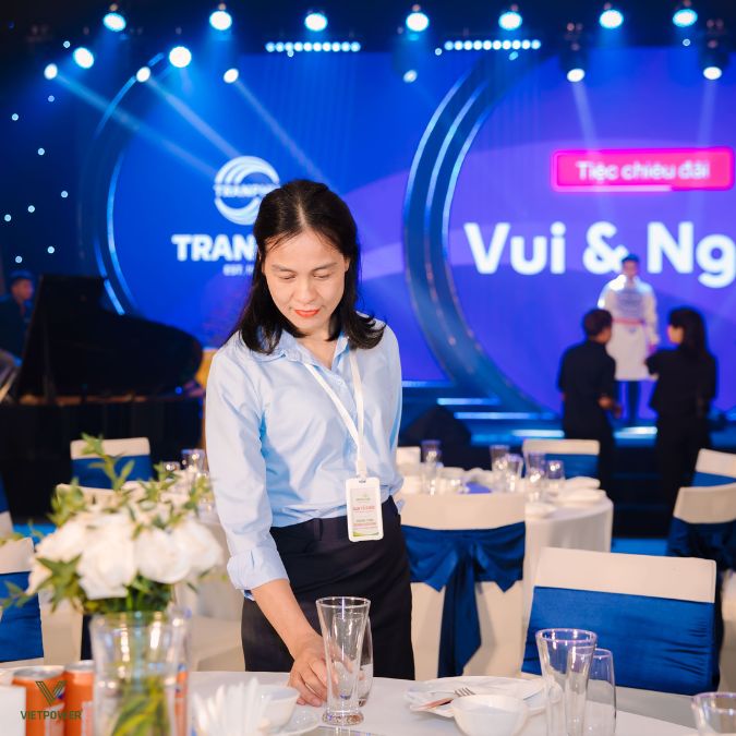 Tinh tế sắp đặt không gian tiệc, nâng tầm trải nghiệm
