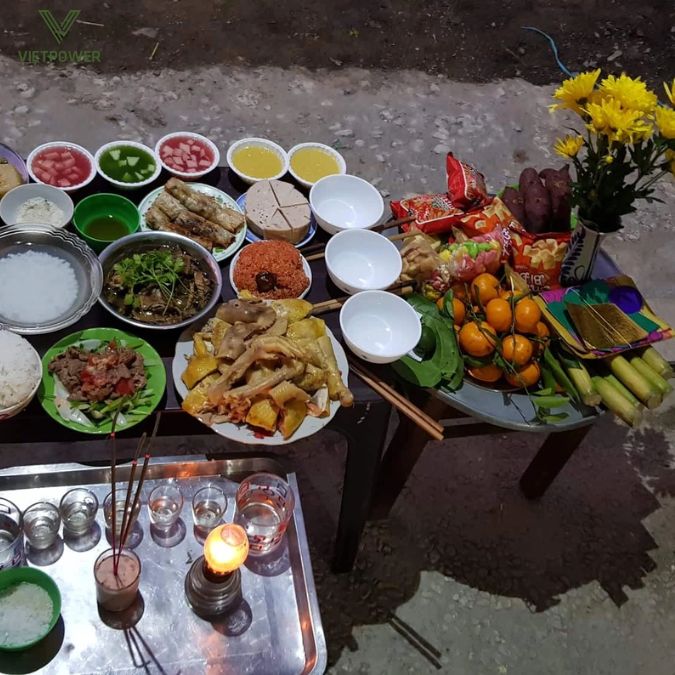 Bài cúng tất niên ngoài trời