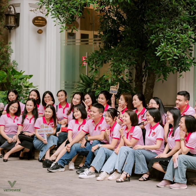 Dù xa cách đã lâu nhưng tình bạn vẫn luôn bền chặt như xưa