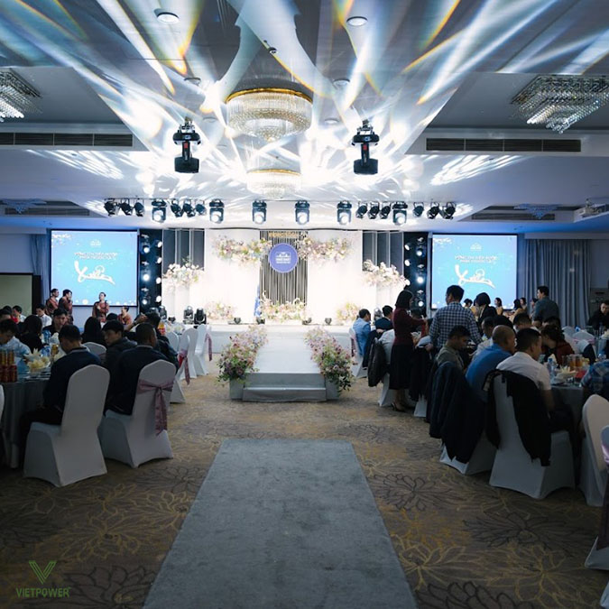 Địa điểm cung cấp dịch vụ trọn gói sẽ giúp giảm áp lực tổ chức và đảm bảo tính đồng bộ Địa điểm cung cấp dịch vụ trọn gói sẽ giúp giảm áp lực tổ chức và đảm bảo tính đồng bộ