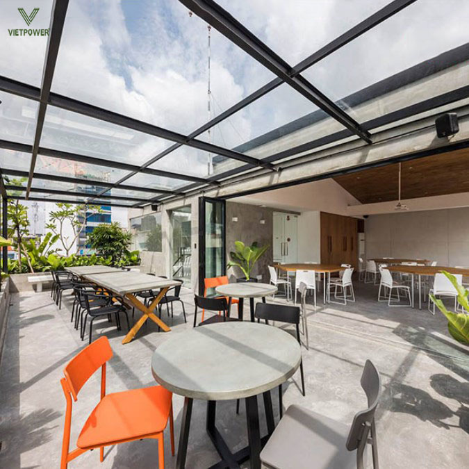 Tổ chức tại Sân thượng (Rooftop) Văn phòng Tổ chức tại Sân thượng (Rooftop) Văn phòng