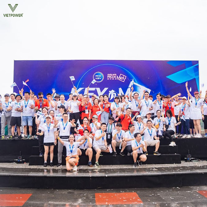 ROX Group (Tập đoàn ROX) là một trong những tập đoàn kinh tế đa ngành uy tín ROX Group (Tập đoàn ROX) là một trong những tập đoàn kinh tế đa ngành uy tín