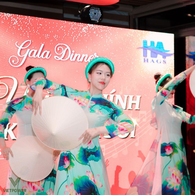 Những tiết mục văn nghệ được đầu tư vô cùng chỉn chu