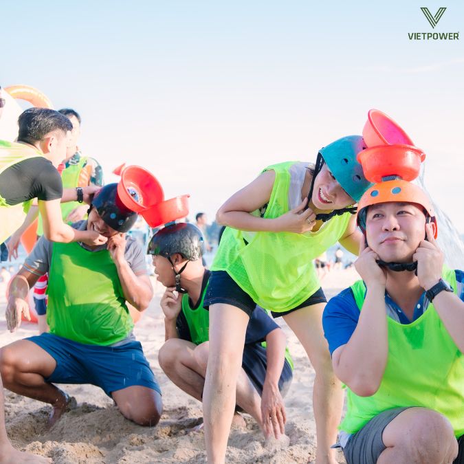 Cùng nhau đổ nước tiếp sức, gắn kết và bứt phá!