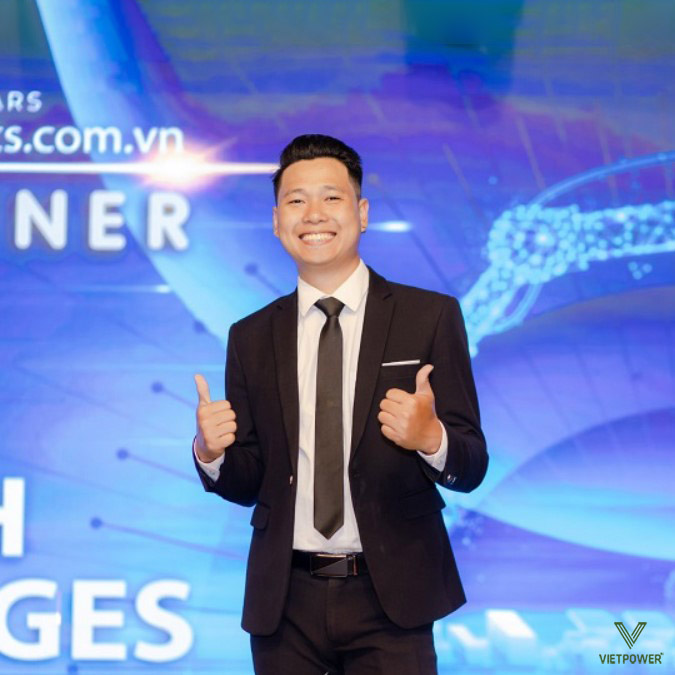 MC chuyên nghiệp là lựa chọn lý tưởng cho các buổi tiệc lớn