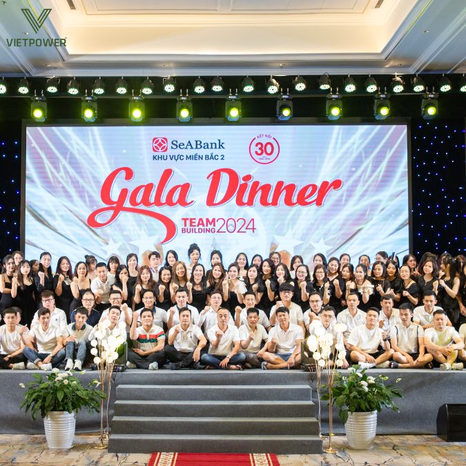 Trang trí theo chủ đề riêng của doanh nghiệp