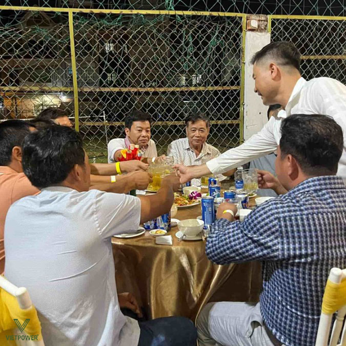 Tổ chức tất niên tại sân bóng mini phù hợp cho các đội nhỏ Tổ chức tất niên tại sân bóng mini phù hợp cho các đội nhỏ