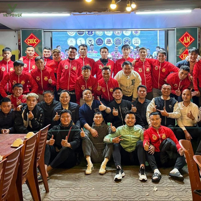 Phần trao giải tạo điểm nhấn cho buổi lễ tất niên đội bóng, khích lệ tinh thần thi đấu Phần trao giải tạo điểm nhấn cho buổi lễ tất niên đội bóng, khích lệ tinh thần thi đấu