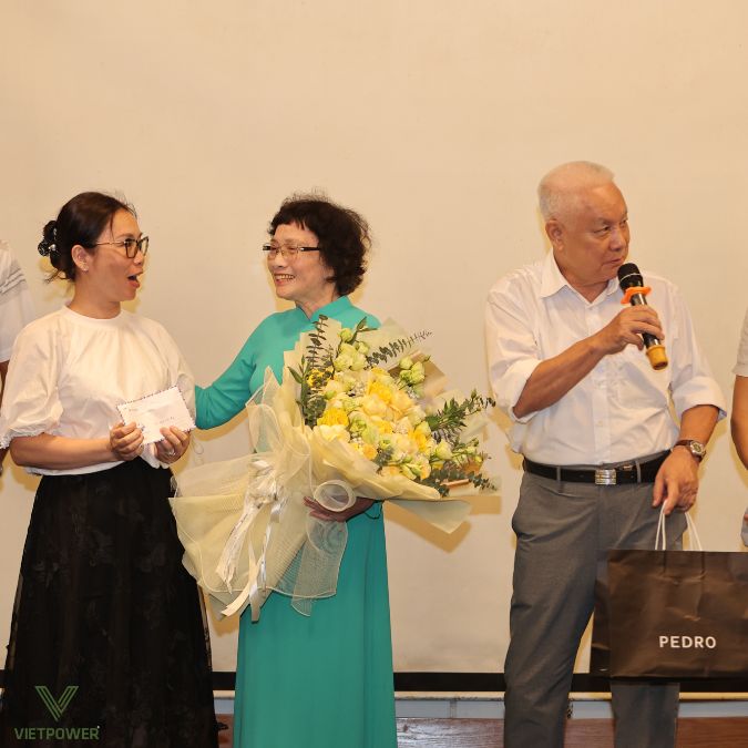 Đây là phần quan trọng để cả xóm cùng nhìn lại một năm đã qua và ghi nhận những nỗ lực