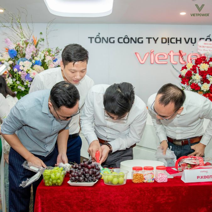 Hoạt động trò chơi 20/10 được tổ chức tại văn phòng