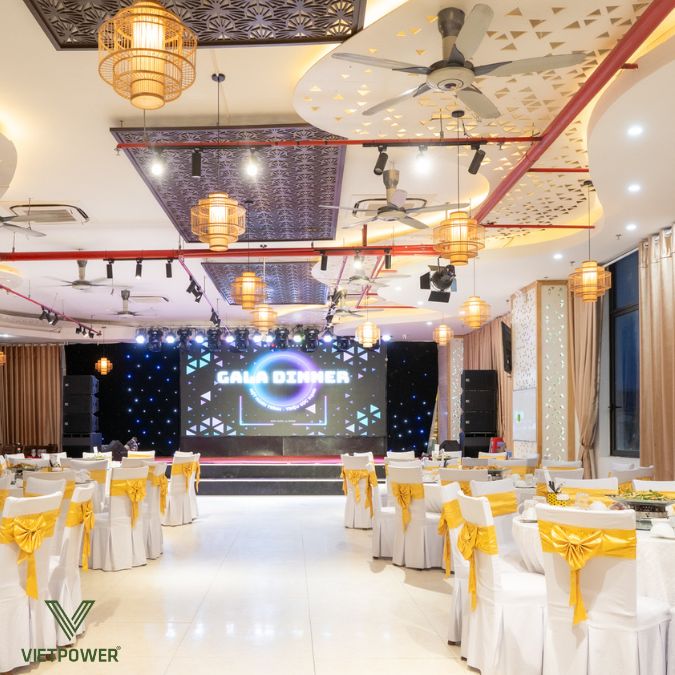 Backdrop Year End Party hiện đại, điểm nhấn tạo dấu ấn cho buổi lễ tổng kết