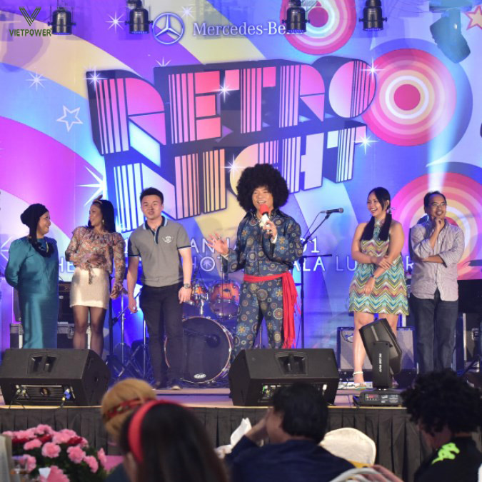 "Retro Night” mang đến cảm giác vừa vui tươi, vừa gợi nhớ tuổi trẻ "Retro Night” mang đến cảm giác vừa vui tươi, vừa gợi nhớ tuổi trẻ