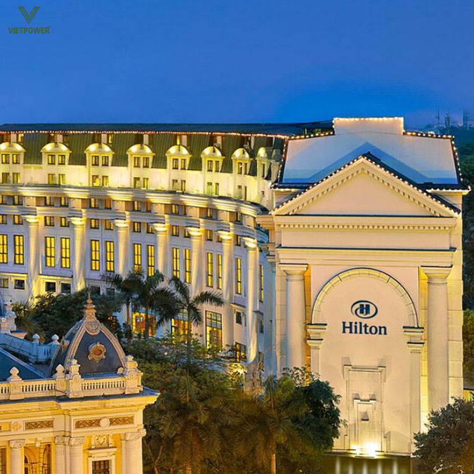 Hilton Hanoi Opera nổi bật với vị trí trung tâm, thuận tiện cho khách mời