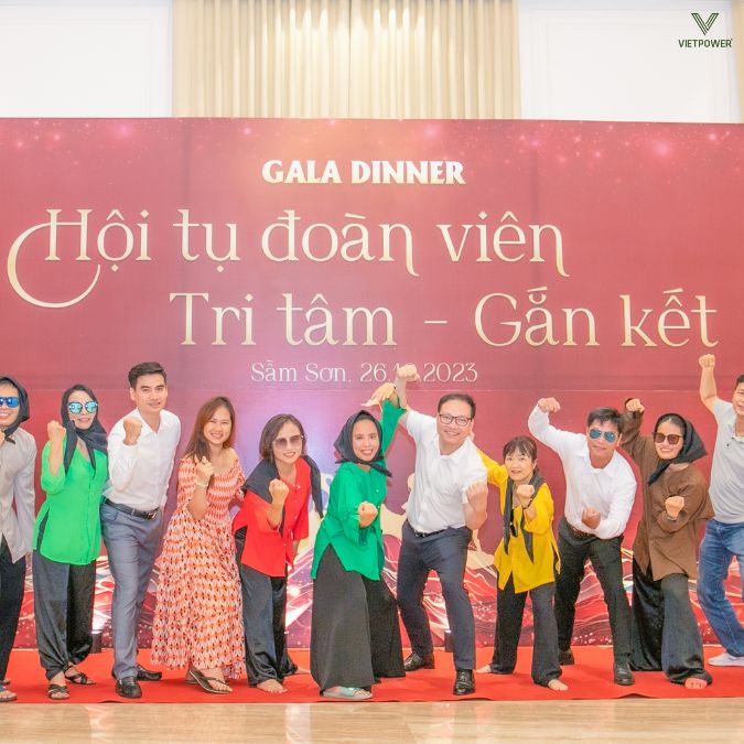 Slogan khơi gợi sự gắn bó, đoàn kết và đồng hành