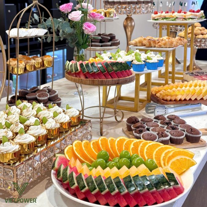 Tiệc ngọt chủ đề “Sweet & Cozy” – bàn bánh nhỏ, không khí lớn