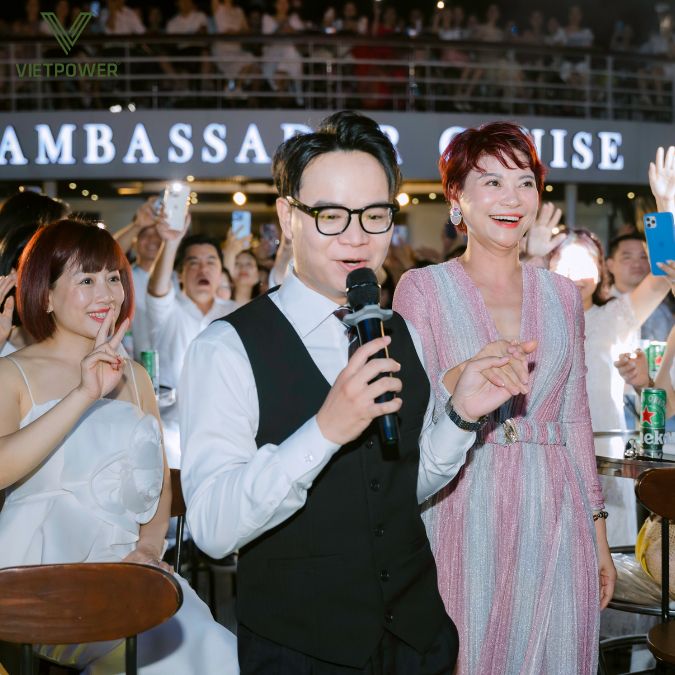 Cuối năm là thời điểm để doanh nghiệp nhìn lại chặng đường đã qua, tri ân nhân viên và đối tác